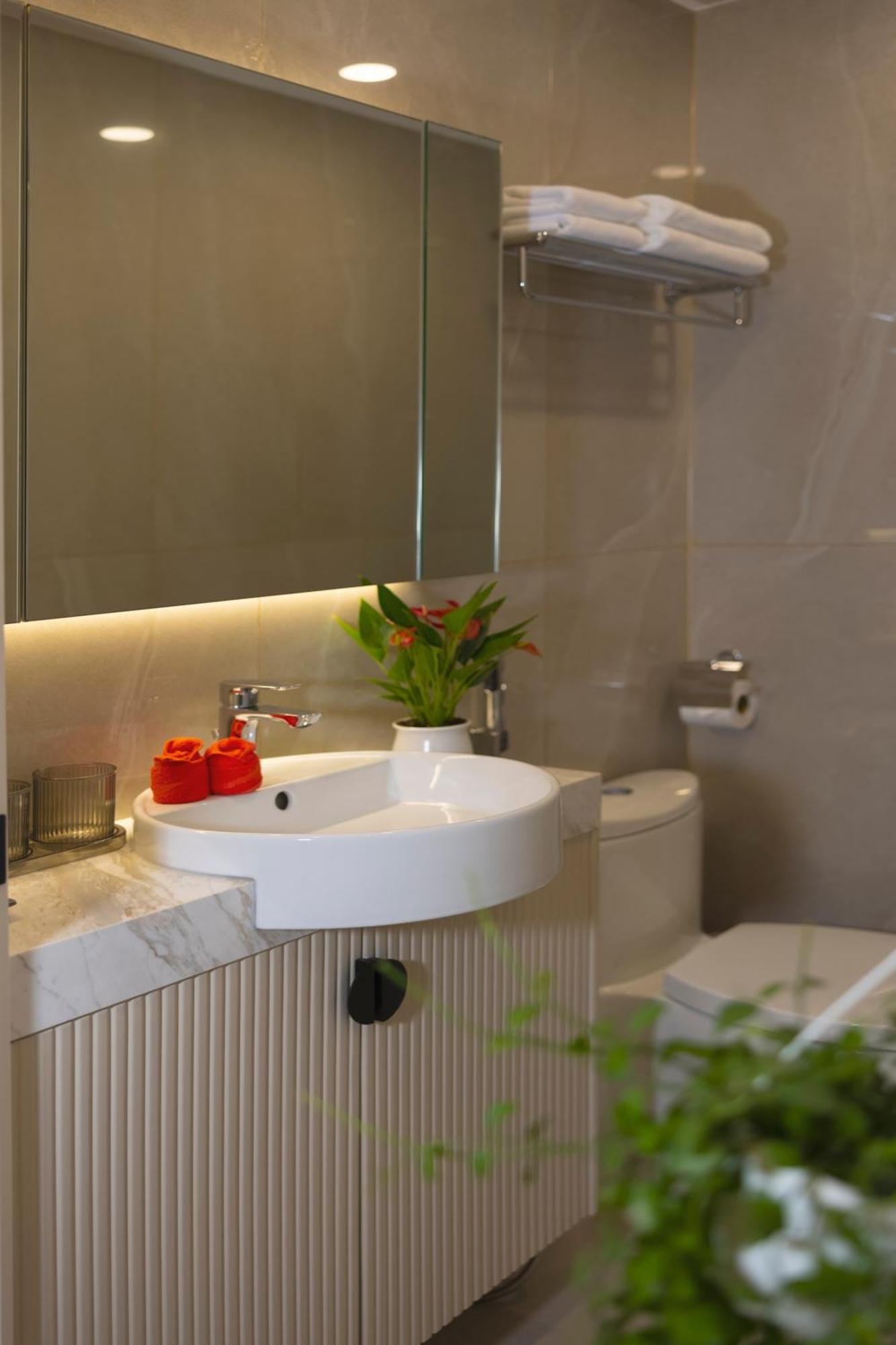 Ben Thanh Luxury Suite Hotel & Spa Ho Chi Minh-stad Buitenkant foto